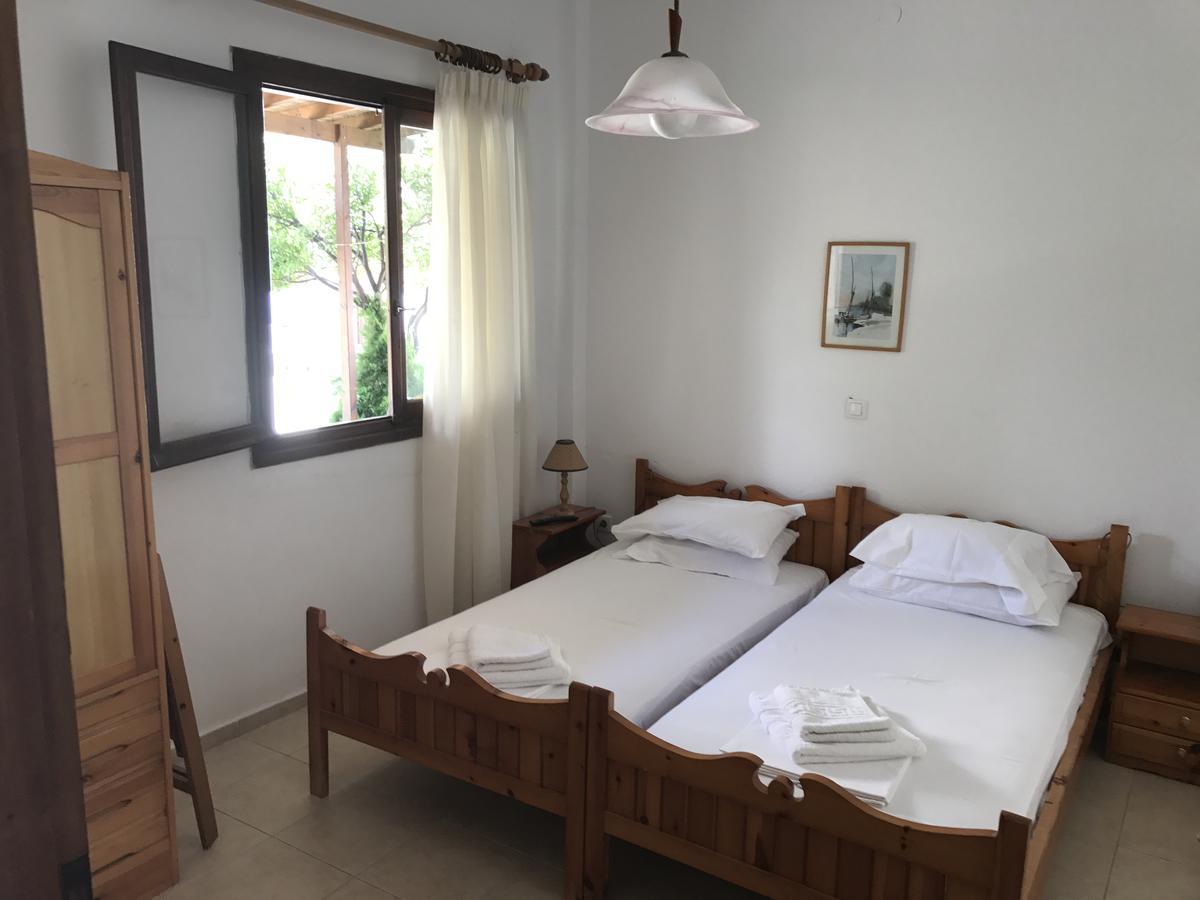 Akti Rooms And Studios Livadi  ภายนอก รูปภาพ